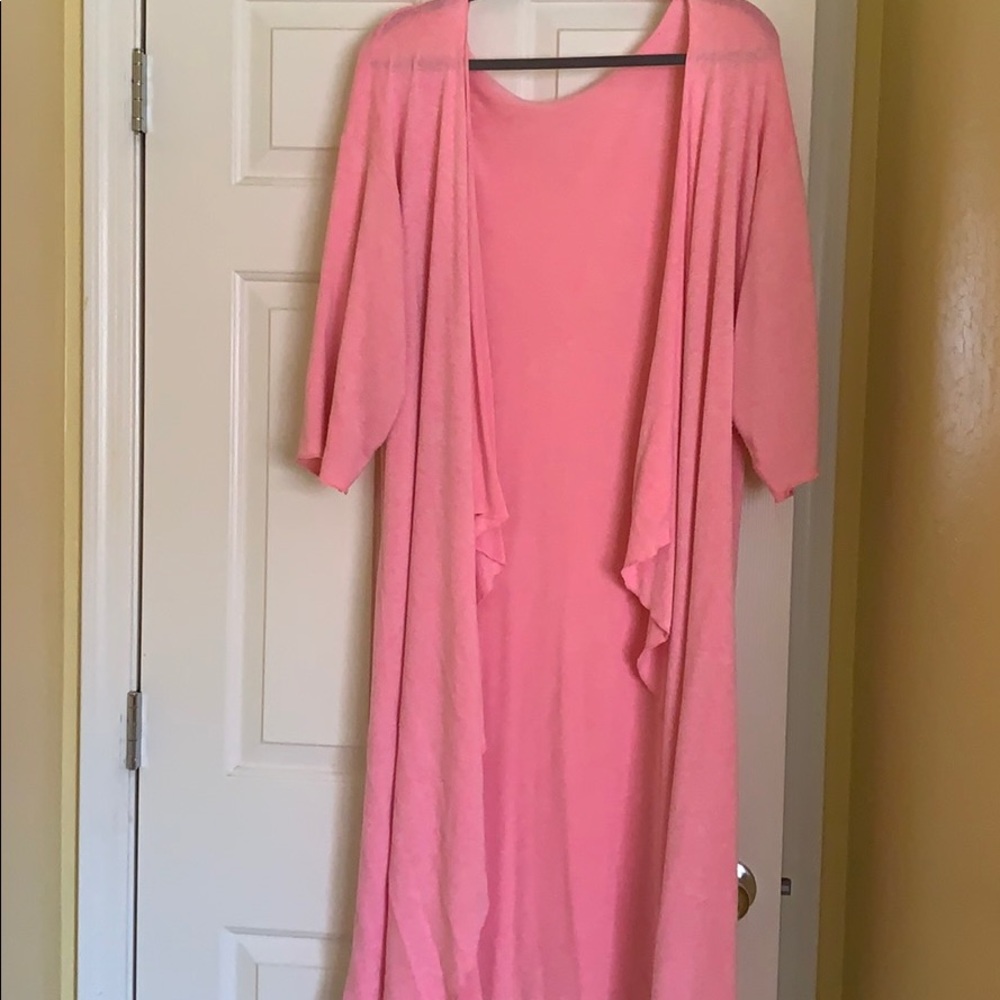 LulaRoe medium sweater material Shirley EUC